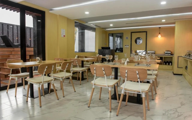 Swarn by Hawks Hotels Hotel