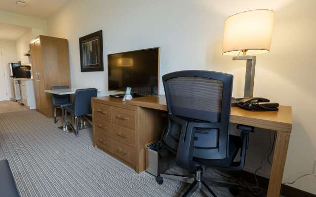 Executive Residency by Best Western Calgary City View North