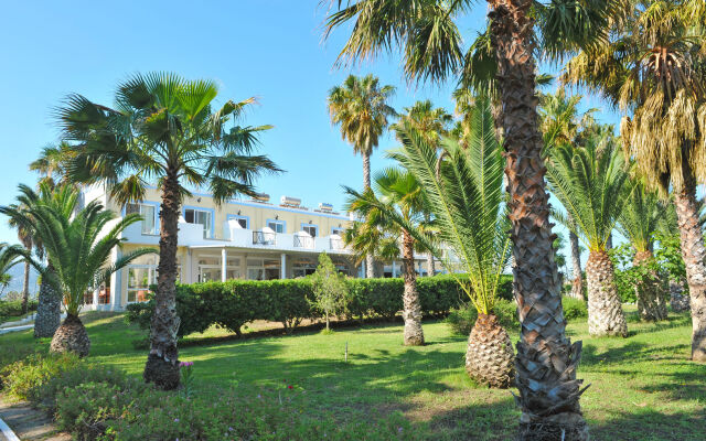 Cavo D'oro Hotel