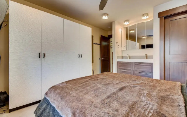 Westwind 303 1BD 1BA Plat. Condo