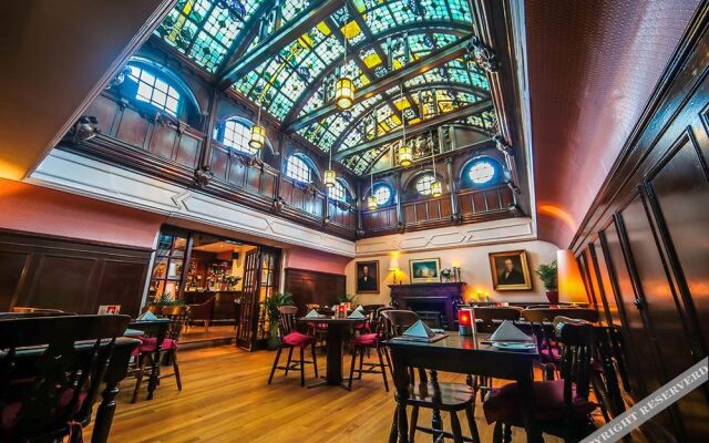 The Woodside Hotel, Aberdour. Exclusive Use