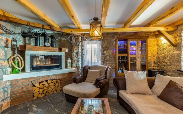 Holiday House Lucija