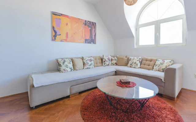 Old town Beauty Apartment