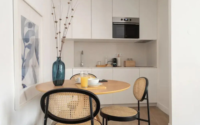 Lapa Diplomatic Suite&Flat by FeelLisboa