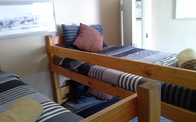 District Six Backpackers