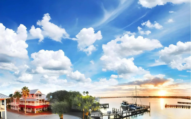 The Riverview Hotel