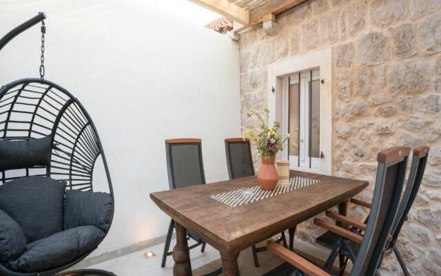 House of Nice Memories