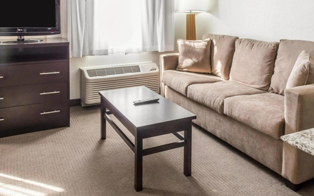 MainStay Suites Pittsburgh Airport