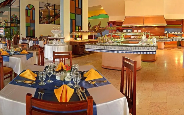 Brisas Guardalavaca Hotel
