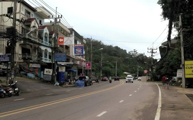 6-15 Large 1br 1bath 1 Km Walking To Patong Beach
