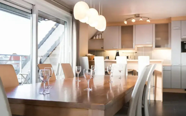 Maeterlinck 201 Sunny Penthouse in Koksijde