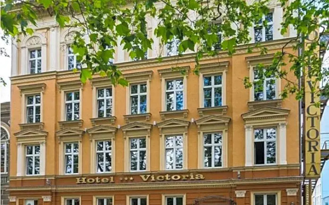 Victoria Hotel