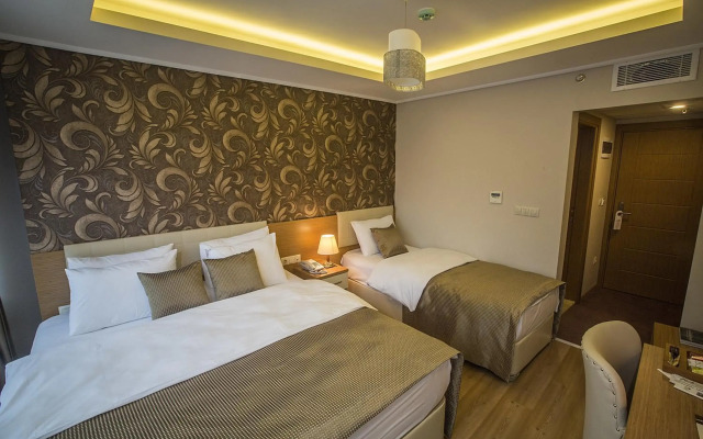 Park Square Hotel