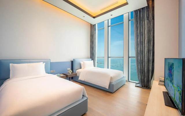 S. Sriracha Hotel and Residence
