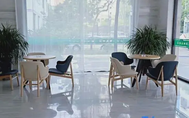 Yinhai Select Hotel (Taiyuan University of Science and Technology)