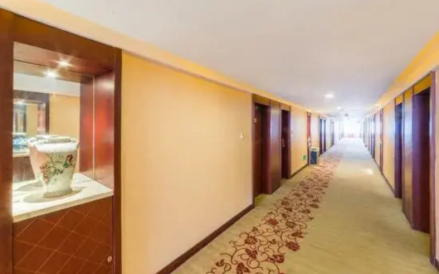 Sunshine Hotel