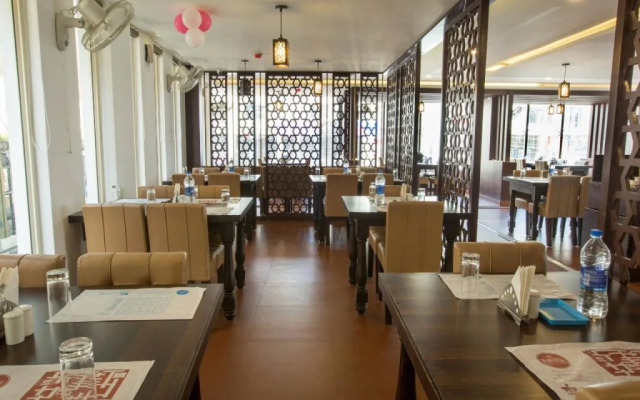 Hotel Capital Residency by OYO Rooms