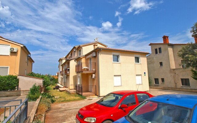 Apartment 258