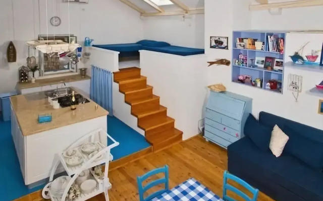 Holiday House Star