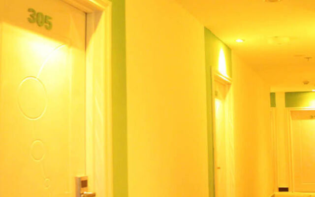 Xinyang Times Inn
