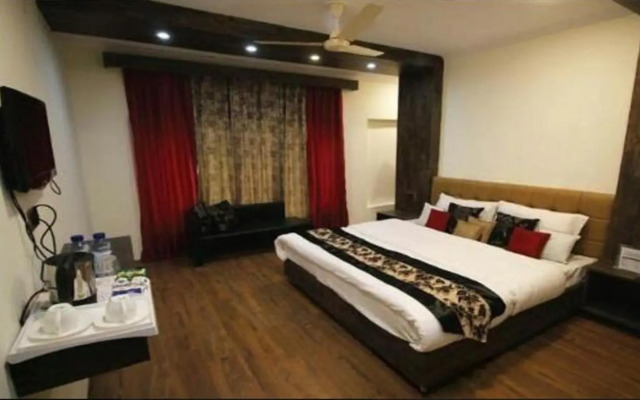 Hotel Green Leaf