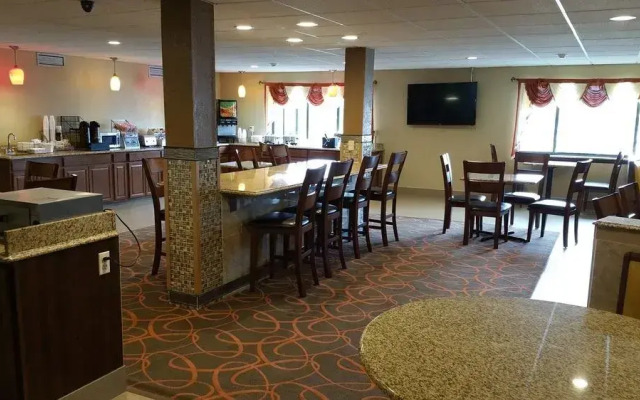 Super 8 Waukesha