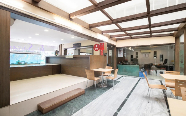OYO Flagship 42706 Hotel Jal Sagar