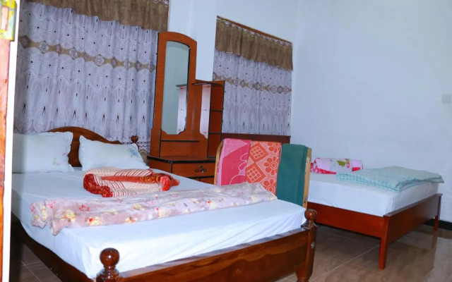 Subash Hotel