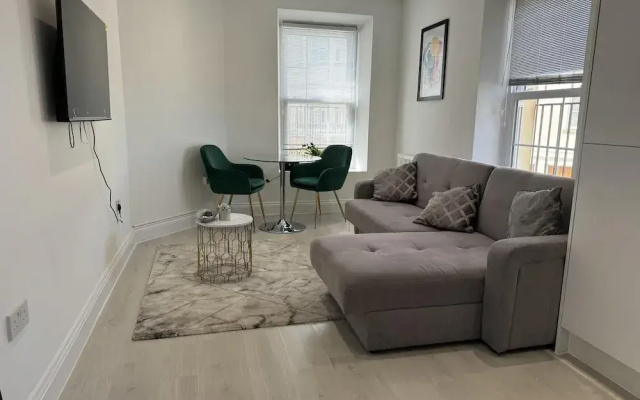 1 Bedroom Apartment in Walton