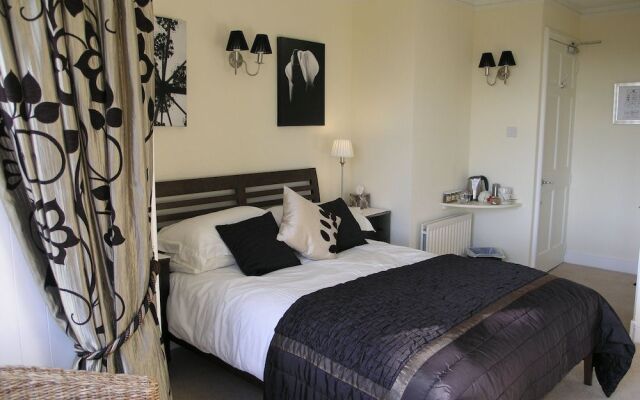 Summer Hill Country House