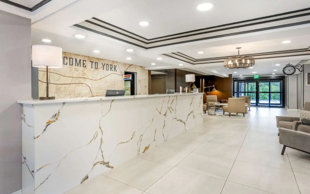 Holiday Inn Express