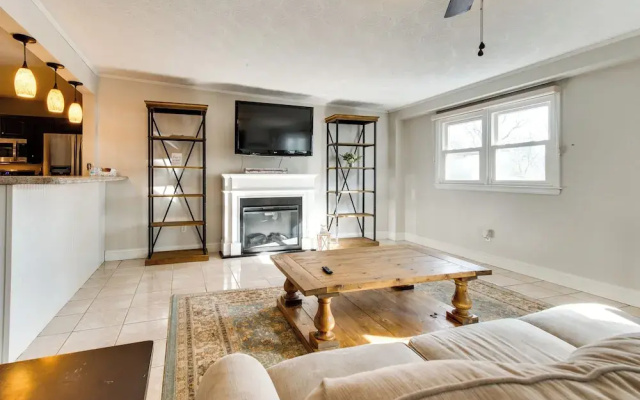 Updated Robinson Vacation Rental w/ Fireplace!