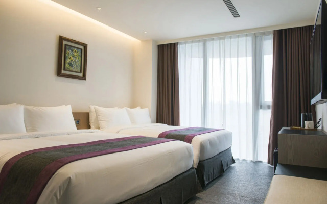 Royal Roi Hotel