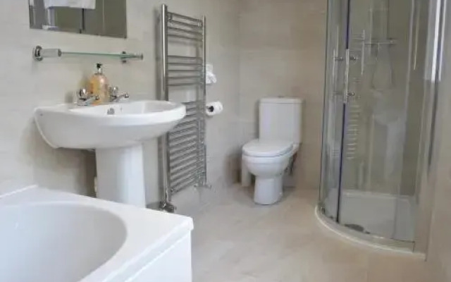 The Greyhound - Winterborne Kingston