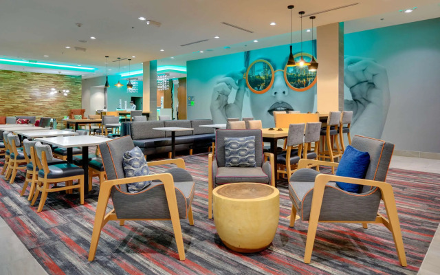 La Quinta Inn & Suites by Wyndham Lakeway