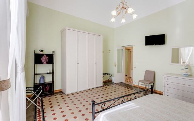 Catania Central Apartment with Terrace