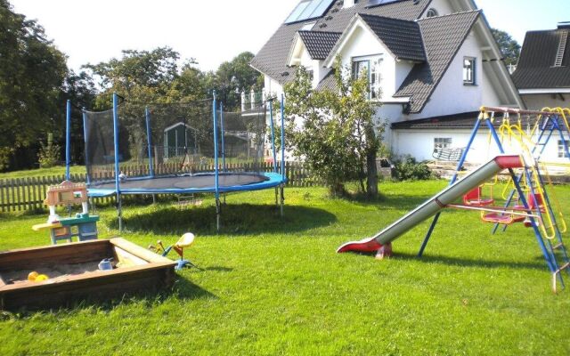 Apartment in Silbecke With Garden