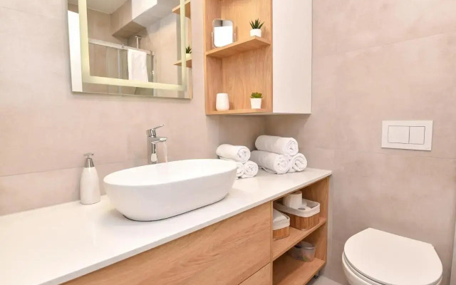 Studio apartment Bee One