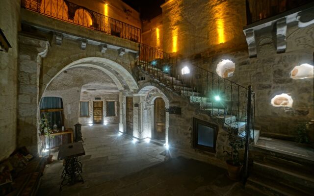 Eyes Of Cappadocia Cave Hotel