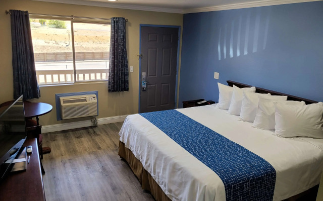 Travelodge by Wyndham Clearlake