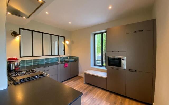 L Alouette by Icone Collection