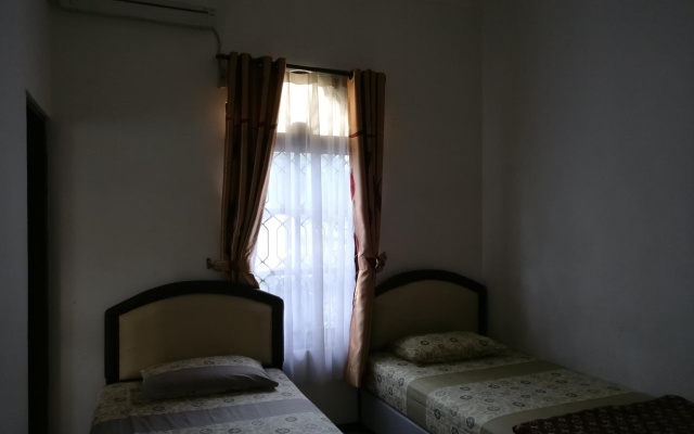 Wisma Liontine – Guest Rooms – Palangkaraya