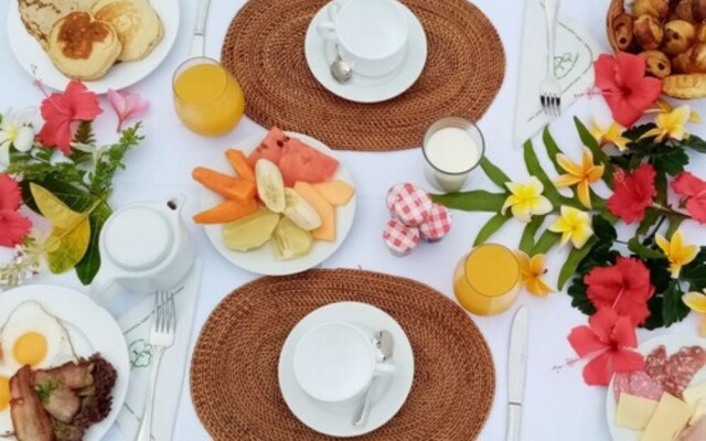 Royal Huahine Resort