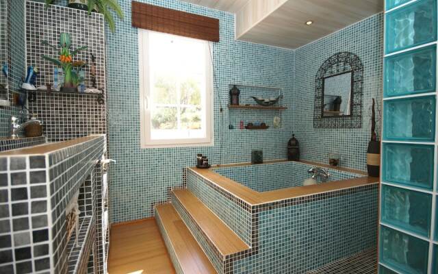 Idyllic Villa in Trets with Private Swimming Pool