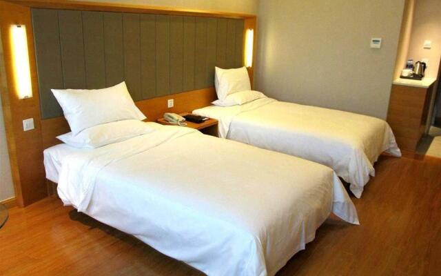 All Seasons Hotel