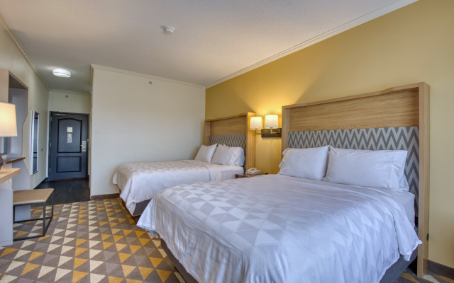Holiday Inn Hotel & Suites Madison West - Middleton by IHG