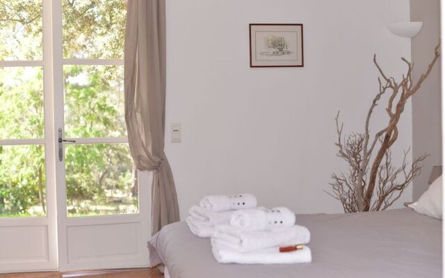 La Bastide De L'aube Chambre d hôtes