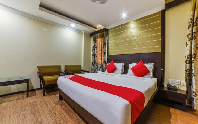 OYO 4668 Hotel Ocean Residency