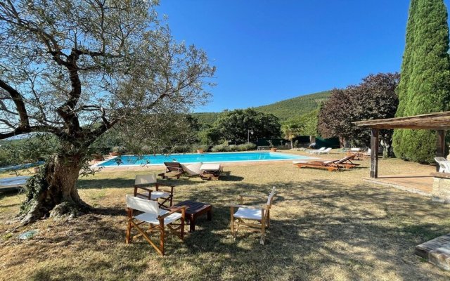 Huge Manor Close to Spoleto - Private Swimming Pool
