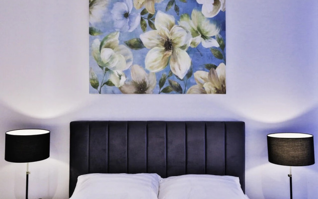 South Yarra Claremont Apartment